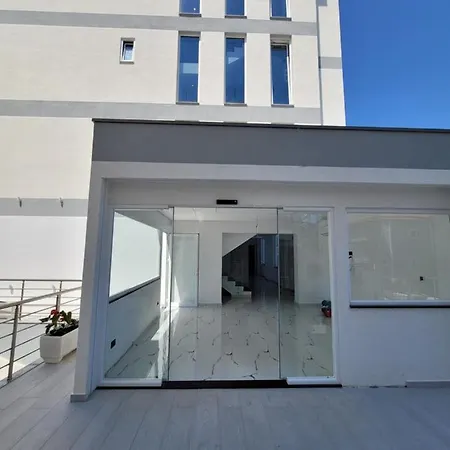 Mario Apartment Ksamil