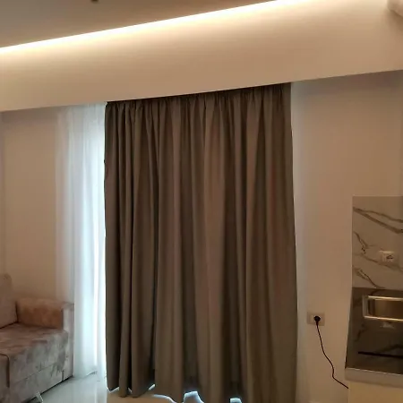 Mario كساميل